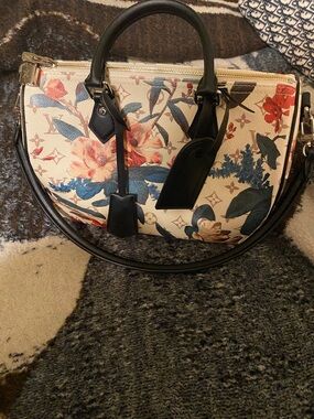 Designer Floral Printed Satchel Handbag - Black Trim, Cream Background